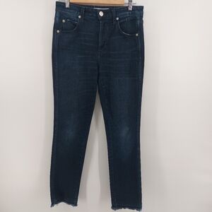 AMO Babe RELEASED HEM CROP Jeans in Eclipse Size 27